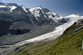 Austria Alti Tauri salita al Gross Glokner, Vista del Pasterzenkeers dal sentiero Gramsgrubeweg 