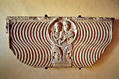 Agrigento, Museo Archeologico Regionale - Fronte di sarcofago con maschere teatrali 