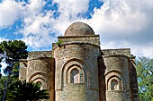 Castelvetrano, Sicily - la chiesa arabo-normanna della Trinit di Delia (XII sec.). Le tre absidi della facciata orientale. 