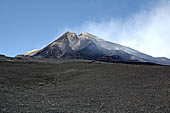 Etna - From Piccolo Rifugio to the Torre del Filosofo. The summit craters: the North East crater. 
