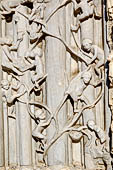 Messina - Il Duomo, il portale centrale (XIV - XVI sec.) 