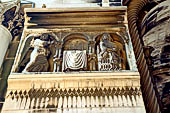 Spalato, Cattedrale di S. Doimo, fregi con l Annunciazione, la Nativit e S. Doimo.