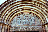 Zara, la cattedrale di S. Anastasia. Lunetta del portale principale con la Madonna e i Ss. Anastasia e Crisogono, patroni di Zara.