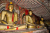 Dambulla cave temples - Cave 2, Maharaja Vihara (Temple of the Great Kings) 