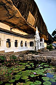 Dambulla cave temples 