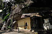 Mulkirigala cave temples - The first terrace.