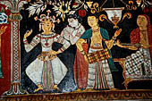 Mulkirigala cave temples - The second cave of the first terrace contains beautiful Kandyan-style paintings of Jataka stories. 
