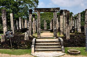 Polonnaruwa - The Atadage 
