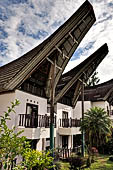 Rantepao - Hotel architecture recalling the traditional tongkonan