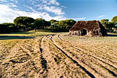Coto Donana, l'antico villaggio di La Plancha con le caratteristiche chozas dal tetto di giunco.