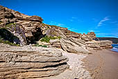 Capo Trafalgar, il promontorio roccioso ai piedi del faro. 
