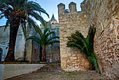 Vejer de la Frontera, le mura oltre la Puerta de la Segur. 