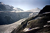 Austria , Grossglokner, veduta dal sentiero panoramico dopo il Franz Josef Haus. 
