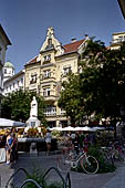 Austria, Carinzia. Klagenfurth, il mercato nella Obstplatz (piazza della frutta). 