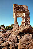 Costa di granito rosa. Il sentiero dei Doganieri. Oratorio di Saint-Guirec 