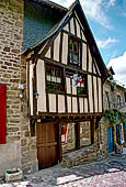 Dinan, Bretagna. Casa a graticcio in rue du Petit Fort.