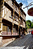 Dinan, Bretagna. Casa a graticcio in rue du Petit Fort. 