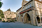 Dinan, Bretagna. Chiesa di St Malo dalla Chapelle des Cordeliers. 