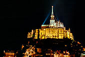 Mont Saint Michel, Vista notturna dell'abbazia. 