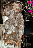 Morlaix, la statua burlesca di Bonhomme Morlaix che un tempo si poteva vedere sulle vecchie case ora scomparse.