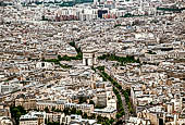 Parigi, dalla Torre Eiffel seconda terrazza guardando verso l'Arco di Trionfo