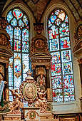 Il complesso parrocchiale, enclos, di La Martyre. Chiesa di San Salomone, il coro e l'altare maggiore. 