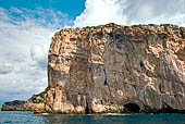 In battello per la grotta di Nettuno. Punta del Giglio. 