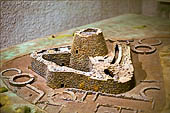 Torralba. Nuraghe di Santu Antine: modellino del complesso. 
