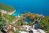Da Cala Sisine a Cala Biriola, Cala Biriola dall'alto della Serra Overa. 
