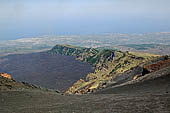 Etna - From Piccolo Rifugio to the Torre del Filosofo. The 