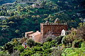 Chiesa basiliana di Ss. Pietro e Paolo (XI sec.), in prossimit di Casalvecchio Siculo (Messina) 