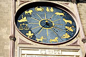 Messina - Il Duomo, campanile, particolare dell'orologio astronomico: il planetario 