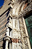 Messina - Il Duomo, portale centrale (XIV - XVI sec.)