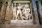Palermo, museo Salinas, metope di Selinunte, Perseo che uccide la Medusa in presenza di Athena (Tempio C) 