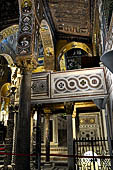 Palermo - Palazzo dei Normanni, Cappella Palatina: dettaglio dell'ambone a lato del presbiterio.