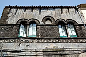 Randazzo - Palazzo Scala (Reale), double lancet windows surviving from the original medieval construction. 
