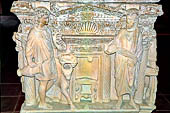 Konya - Archeology Museum, sarcofago romano (III dC), del tipo sidamara.  
