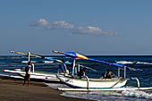 The Amed area is comprised of many traditional little fishing villages. The black sand beach is always full with the pretty traditional jukung fishing outrigger canoes lined up on the sand.