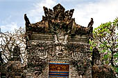 Pura Dalem of Sangsit - The covered gate (Kori Agung).