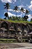 Gunung Kawi (Bali) - The group of four tombs on the western bank of the river gorge.