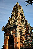 Kerta Gosa complex, Semarapura, Klungkung, Bali. Temple with a covered gateway. 