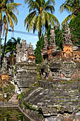 The Bale Kambang, Floating Pavilion, Kerta Gosa complex, Semarapura, Klungkung, Bali. Sculptural decorations. 