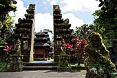 Pura Luhur Batukau - Bali - The split gate entrance to the inner courtyard.
