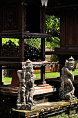 Pura Luhur Batukau - Bali - The inner courtyard. Details of the statues of the protectors of the Meru's.