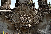 Pura Meduwe Karang - Bali - Wall sculpture on the precinct of the first courtyard.