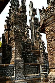 Pura Meduwe Karang - Bali - The impressive shrine of the Lord possessing the ground The central Padmasana is the seat of the Sun God Surya. 