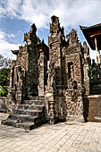 Pura Meduwe Karang - Bali - The impressive central shrine honours the Lord possessing the ground