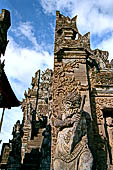 Pura Meduwe Karang - Bali - The impressive central shrine honours the Lord possessing the ground