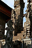 Pura Meduwe Karang - Bali - The impressive central shrine honours the Lord possessing the ground
