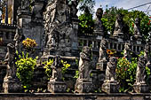Pura Meduwe Karang - Bali - Ramayana Sculptures on the entrance terrace.